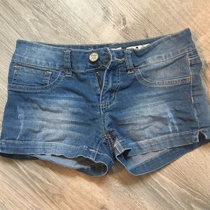 Shorts size 3